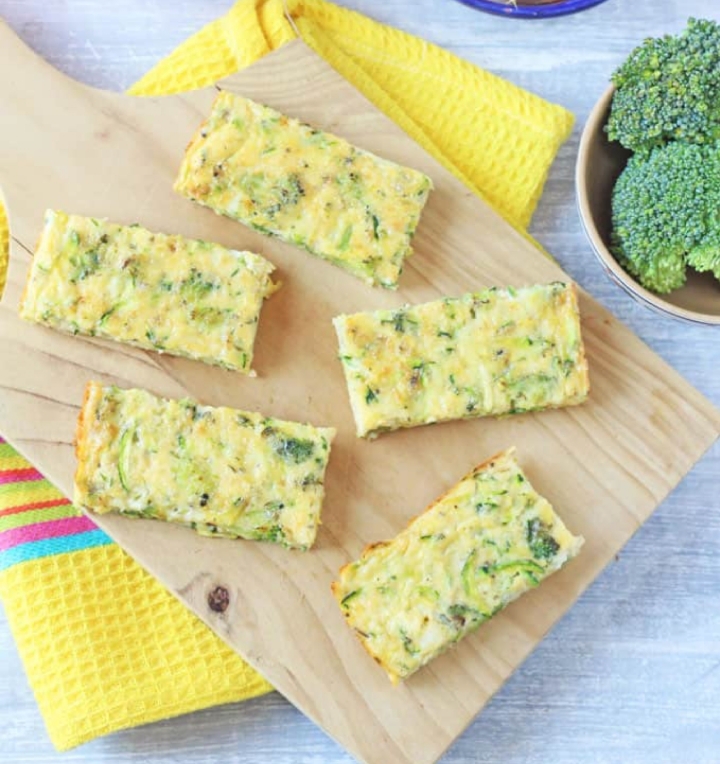 Brokoli, Kabak ve Peynirli Frittata