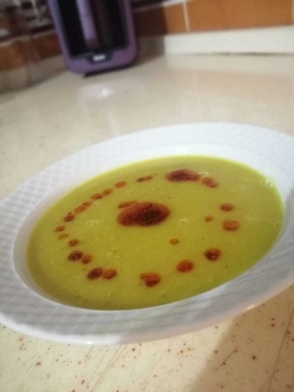 Lokanta Usulü Mercimek Çorbası